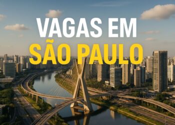 Vista aérea da ponte estaiada em São Paulo com texto vagas em São Paulo.