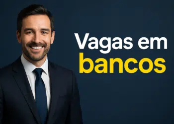 Homem de terno sorrindo ao lado da frase 'Vagas em bancos'.